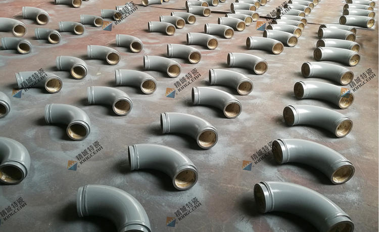 精城研发新型耐磨陶瓷混凝土泵车弯头 使用寿命达8万方